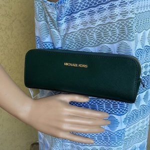 Michael Kors Giftables Medium Pencil Case Signature Leather Makeup Case